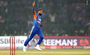 Comeback man Pandya steals the show!