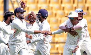 Ranji Trophy: Champions Vidarbha knocked out; Andhra, Jharkhand in quarters