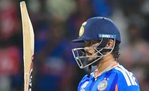 T20 WC: Kishan blitz powers India to 175 vs Pakistan