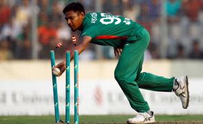 After IPL snub, Mustafizur joins PSL!