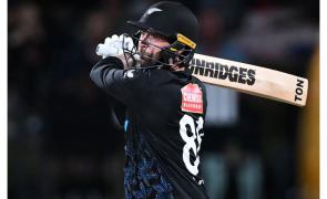 Conway, bowlers star as New Zealand thrash South Africa to go level