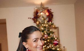 Alanna, Khushi Get Playful With...