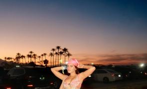 Tara, Deepika Love This Accessory!