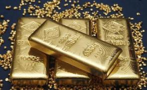 Gold drops to Rs 1.64 lakh/10g as Iran talks temper market anxiety