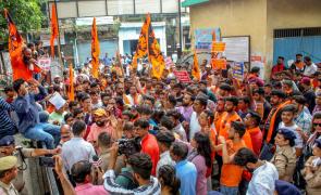 VHP protests over conversion allegations at Lucknow medical varsity
