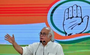 Cong hits back at CEC, says poll panel failed to answer Rahul's queries