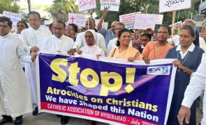C'garh court grants bail to 2 Kerala nuns in conversion case