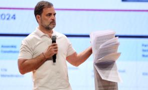K'taka CEO issues notice to Rahul over 'vote chori' claim