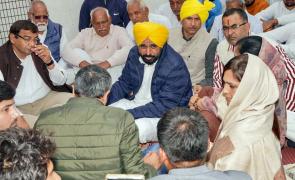 Teen's death on basketball court: 'Unknown persons' booked