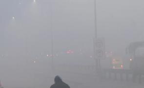Dense fog blankets Delhi; air travel advisory issued