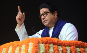 Hindi row: Raj Thackeray threatens to shut down schools