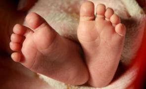 Maha: Woman gives birth on moving bus, throws baby out