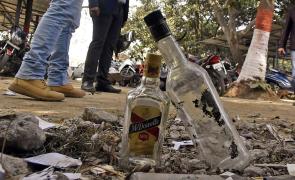 CAG slams Maharashtra excise dept for revenue lapses