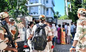 SIT raids Zubeen's festival organiser, manager's homes amid protests