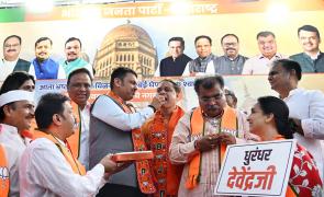 Saffron tsunami in Maha: BJP wins 1,425 seats in 29 corporations