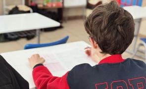 Hindu parents pull out wards after row over tilak at UK school