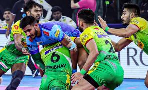 Pirates sink Warriorz in high-scoring PKL thriller