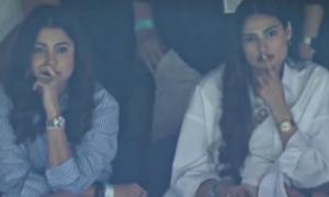 Anushka, Athiya Look So Worried At MCG