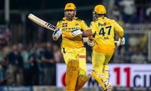 PIX: Dhoni the finisher crushes KKR's playoff hopes