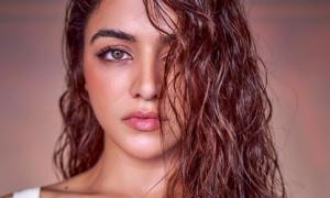 Disco Lips Are Back... And Wamiqa, Rasha, Tara Love It
