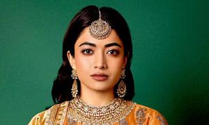 Rashmika, Priya, Ridhima Wear The Colours Of India