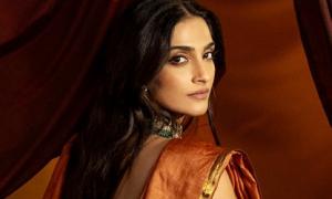 Why Khadi Should Be Part Of Gen Z's Wardrobe