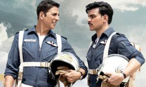 Akshay, Veer And Stolen Mahavir Chakra