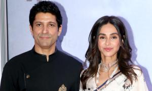 Did Shibani Like Farhan's 120 Bahadur?