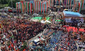 Telangana stops for mass singing of national anthem