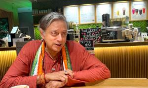 The MUST SEE SHASHI THAROOR Interview!