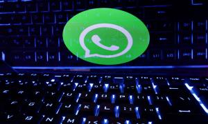 Iran lifts ban on WhatsApp, Google Play