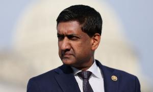 Ro Khanna may throw his hat in the ring for presidency
