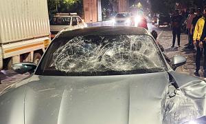 Drunk teen's dad, hotel staff held in Porsche incident