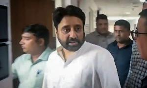 Court orders 'immediate release' of Amanatullah Khan