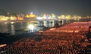 Diyas form 'Batoge to Katoge' slogan at Varanasi ghat