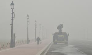 Delhi pollution: 14 flights diverted, many delayed