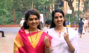 PIX: Netas Step Out To Vote!