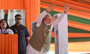 Modi Bows To Kashmir's Voters