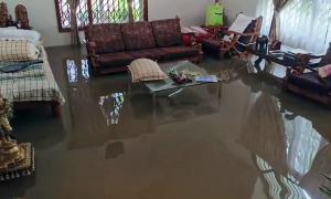 Roads flooded, houses submerged as rains batter B'luru