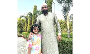 Shami celebrates Eid with family