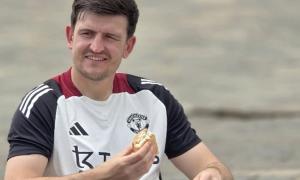 ManU's Maguire Munches On Vada Pav!