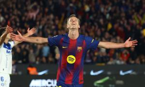 Barcelona rally to beat Alaves; Bayern survive scare