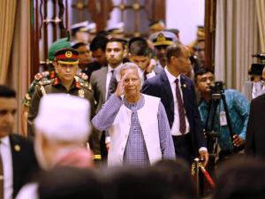 India summons top Bangladesh diplomat day after Dhaka's action amid border fencing row -Times of India- #timesofindia #India #News