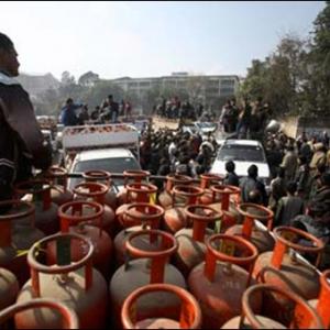 LPG cylinder sales: How the Indian states RANK