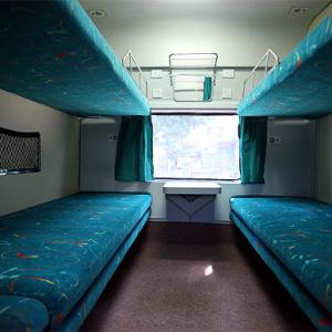 Food to cost MORE in Rajdhani, Shatabdi trains