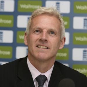 Moores returns as England cricket coach