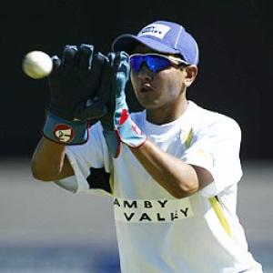 With Saha still down, Parthiv to play Mumbai Test