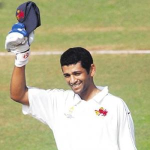 Mumbai's veteran batsman Muzumdar calls it quits