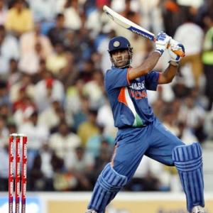 India's home jinx against Australia continues