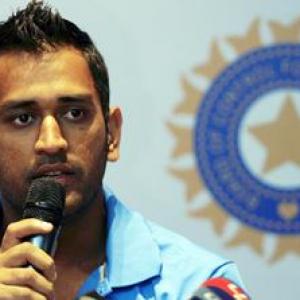 Don't blame Dhoni for the predictability